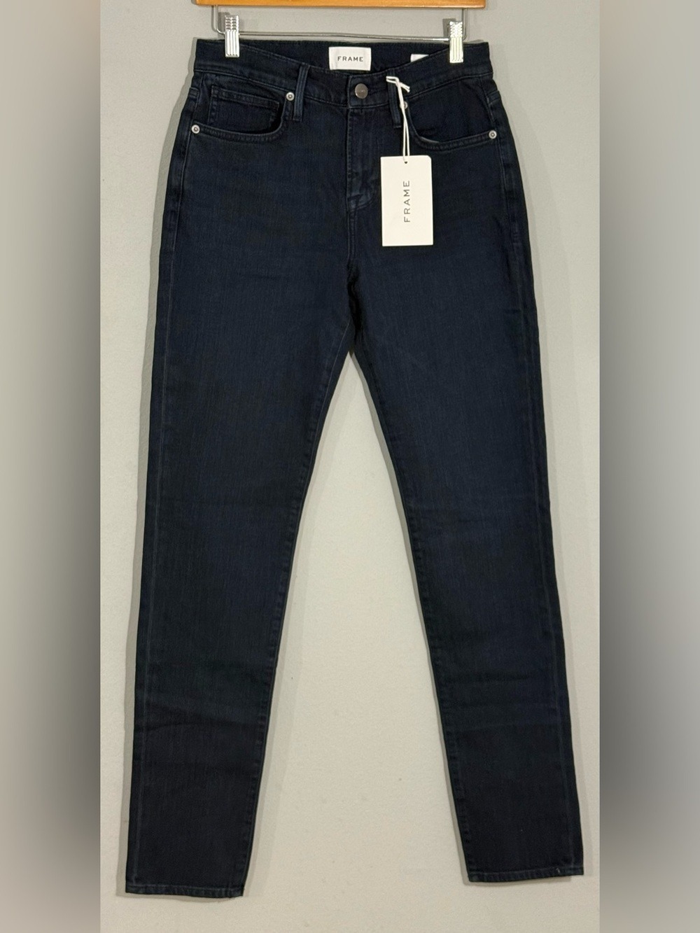Frame L’Homme Athletic Slim Fit 
Mid Rise Jeans Dark Wash NWT Men’s 29